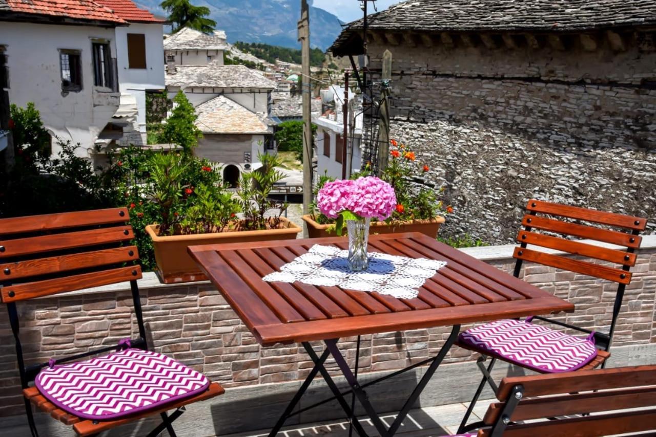 Palorto Hotel Gjirokastër Exteriör bild