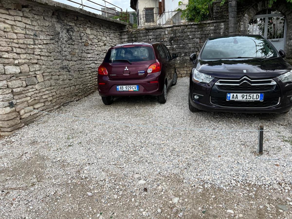 Palorto Hotel Gjirokastër Exteriör bild